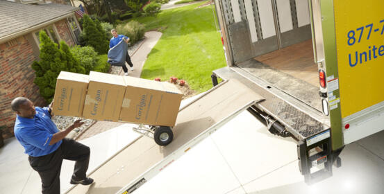 The Hidden Benefits of Hiring Local Movers 